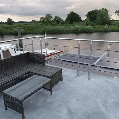 Hausboot Lucky